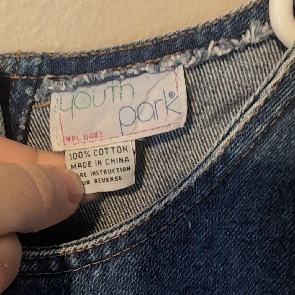 Girls Sleeveless Denim Pocket Dress - Picture 2 of 5